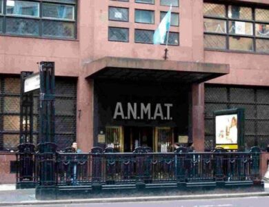 ANMAT Reduce Trámites: Más de 300 Eliminados para Facilitar el Proceso