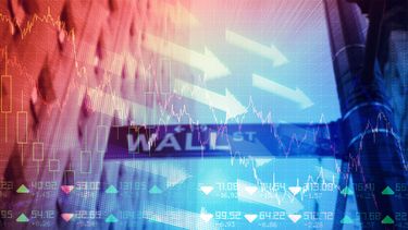 Choque de Visiones en Wall Street: Barclays Aumenta Proyección para el S&P 500