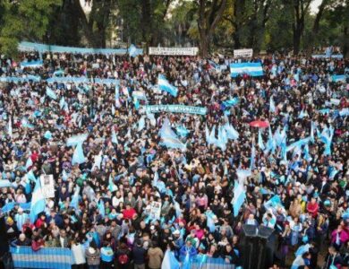 Cristina Kirchner critica el operativo de Patricia Bullrich: Buscando generar caos en las calles