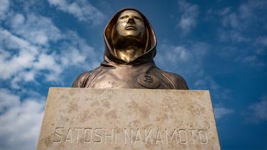 El Misterio de Satoshi Nakamoto: La Identidad Detrás de Bitcoin