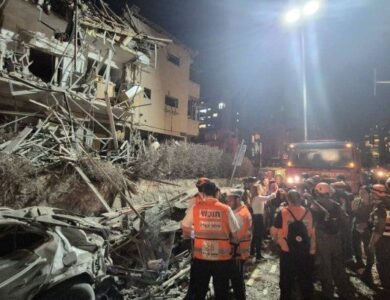 Irán Considera Injustificables las Conversaciones con EE.UU. en Medio del Conflicto con Israel