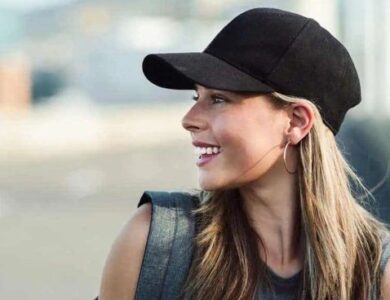 La Gorra Solar que Carga tu Celular