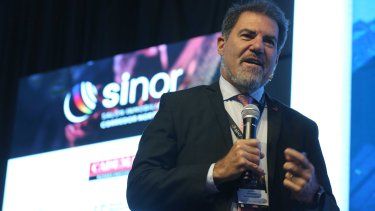 La Visión de Claudio Zuchovicki sobre la Macroeconomía y su Impacto en la Vida Diaria