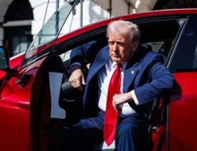 Donald Trump considera vender su Tesla tras tensiones con Elon Musk