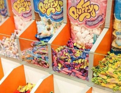 Un Kiosco Celebrando Precios de 2013: Una Iniciativa Única