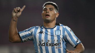 Controversia en el Fútbol Argentino: Maxi Salas y el Debate entre River y Racing