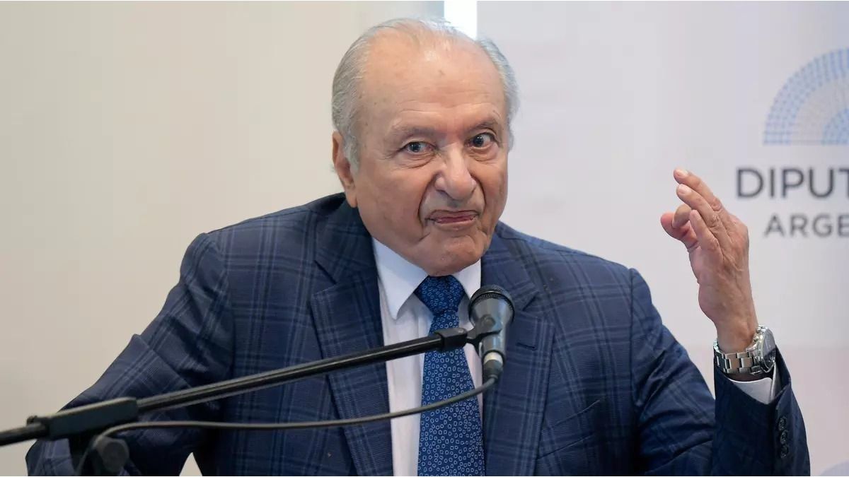 Eduardo Menem defendió a Martín y Lule tras denunciar una campaña de desprestigio contra su familia