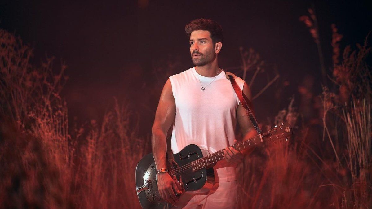 Pablo Alborán presentó Vámonos de aquí, un nuevo adelanto de su próximo disco