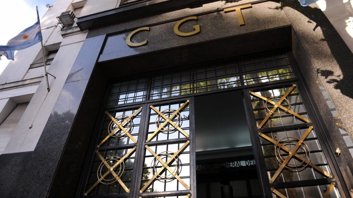 oficializaron el cronograma electoral, pero todavía no hay acuerdo sobre quiénes conducirán