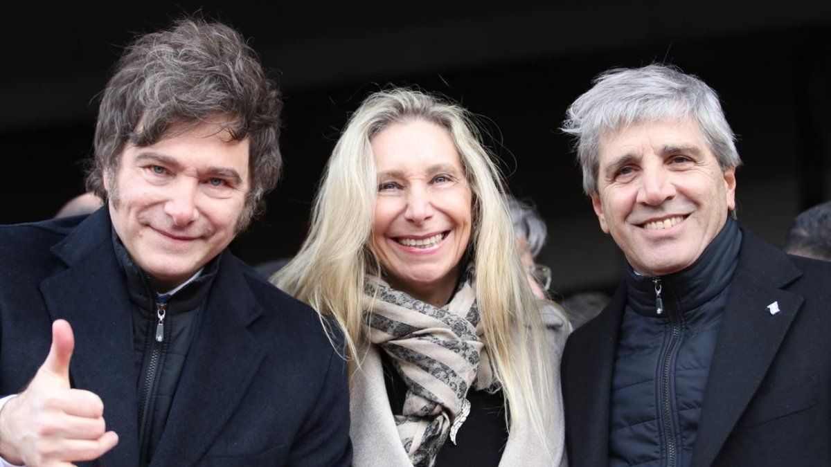 A semanas de las elecciones, se desploma la confianza en el gobierno de Javier Milei