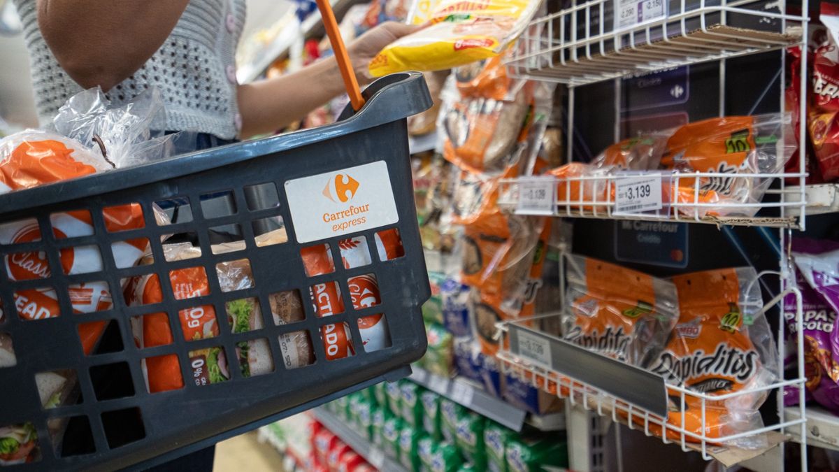 Carrefour compró una cadena de supermercados mendocina y duplicó las aperturas previstas para 2025