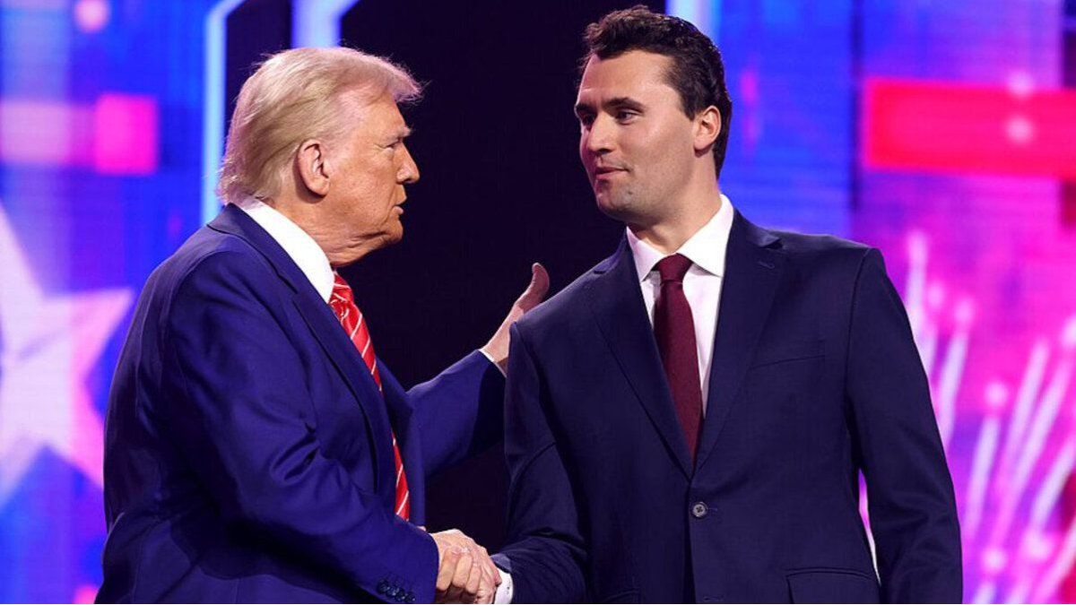 el activista conservador Charlie Kirk, cercano a Donald Trump, fue baleado en un acto universitario