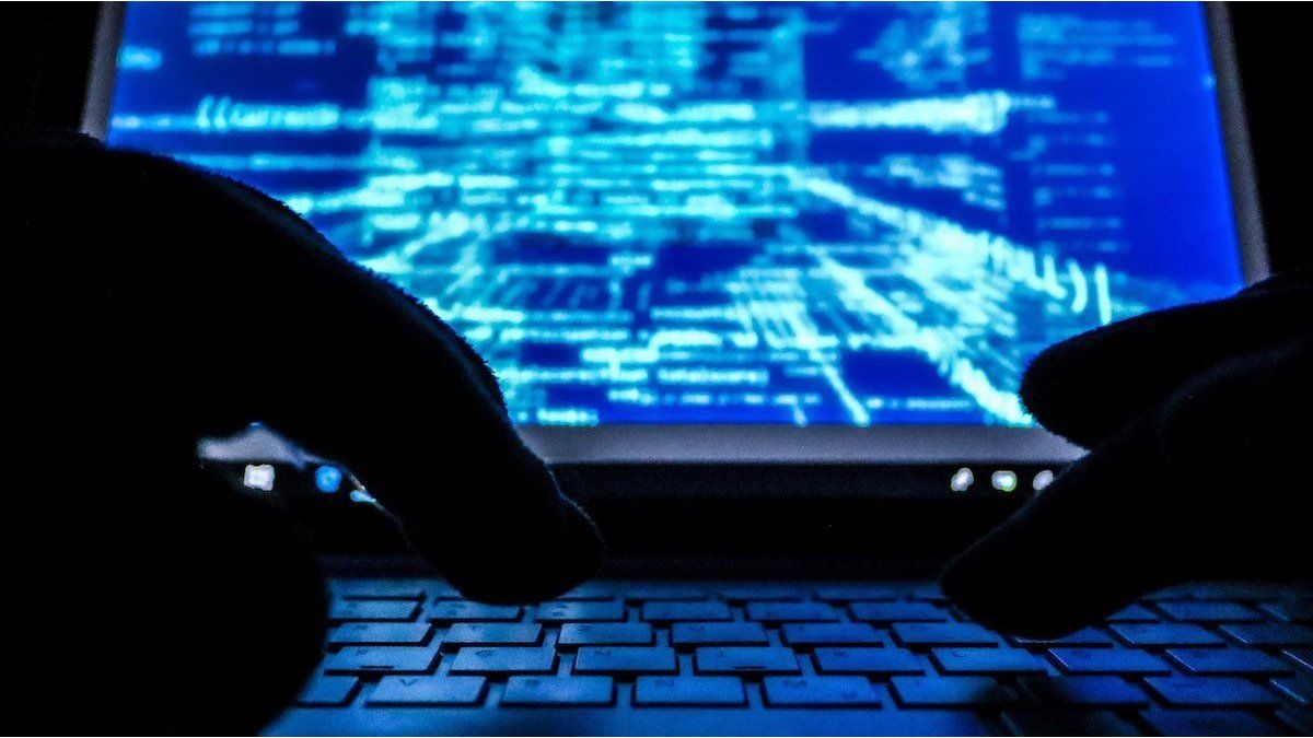 Advierten sobre un ciberataque masivo que compromete mil millones de descargas