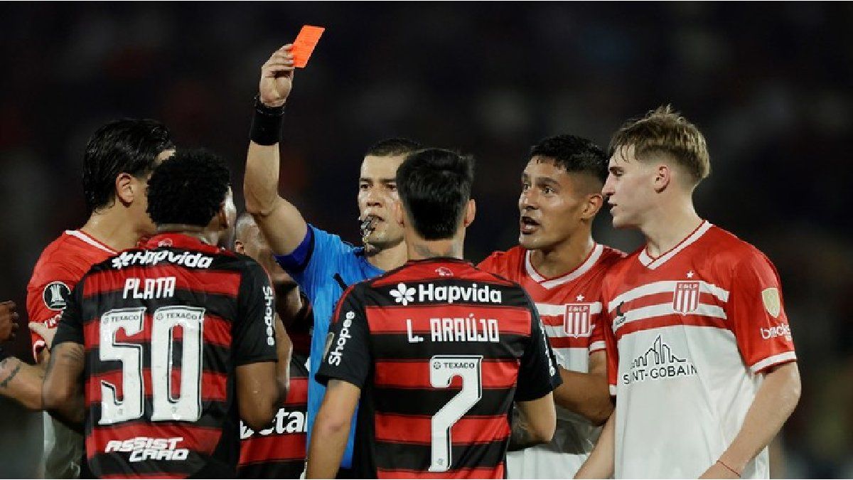Conmebol anuló la expulsión de Plata tras el comunicado de Flamengo