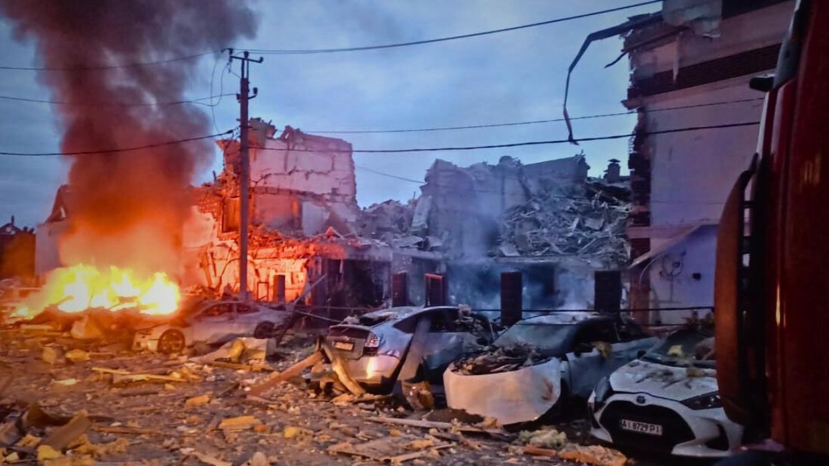 al menos cuatro muertos y 40 heridos