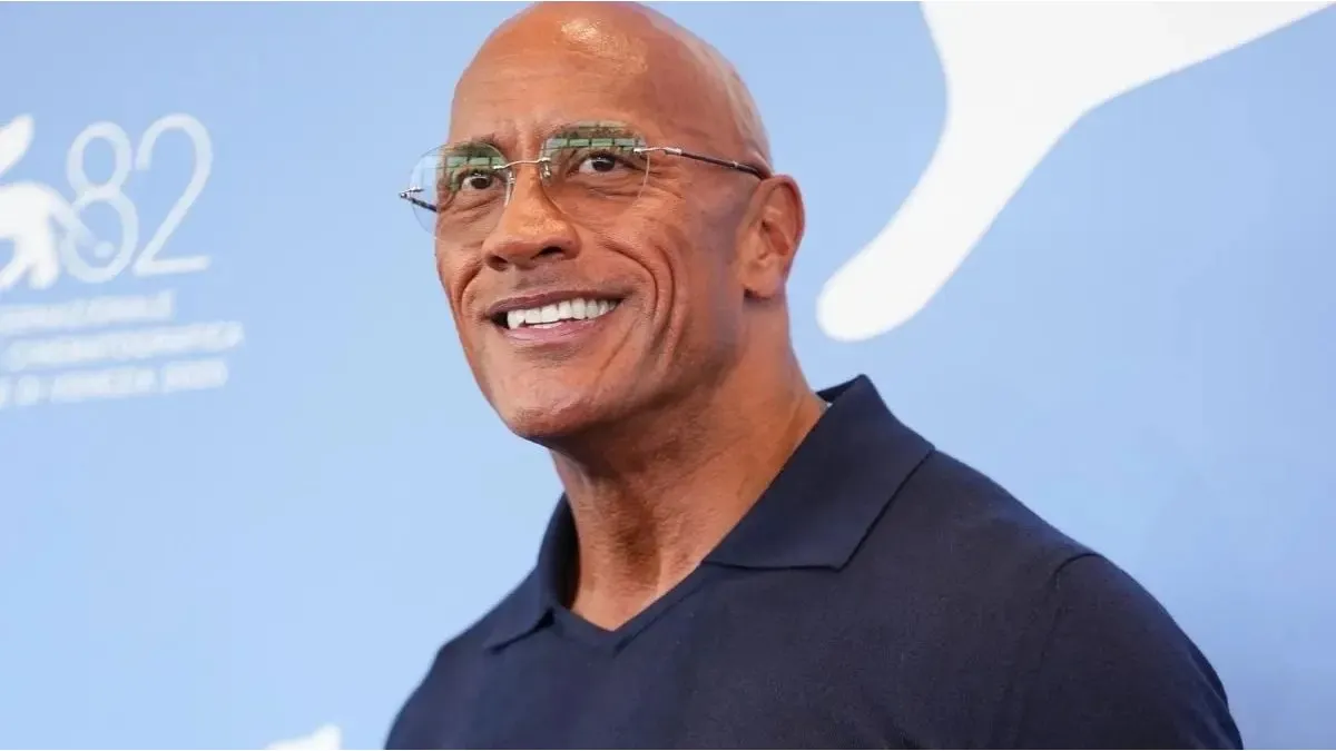Dwayne Johnson sorprendió en el Festival de Cine de Venecia con un impactante cambió físico