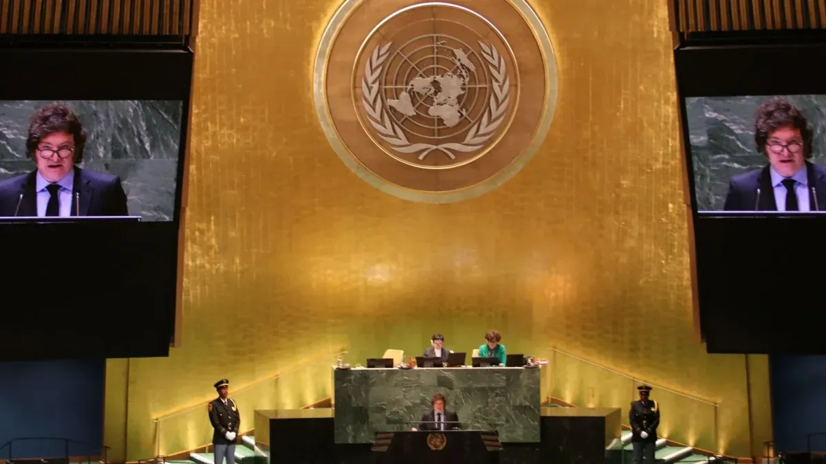 el Presidente asiste a la Asamblea General de la ONU para el discurso de Donald Trump