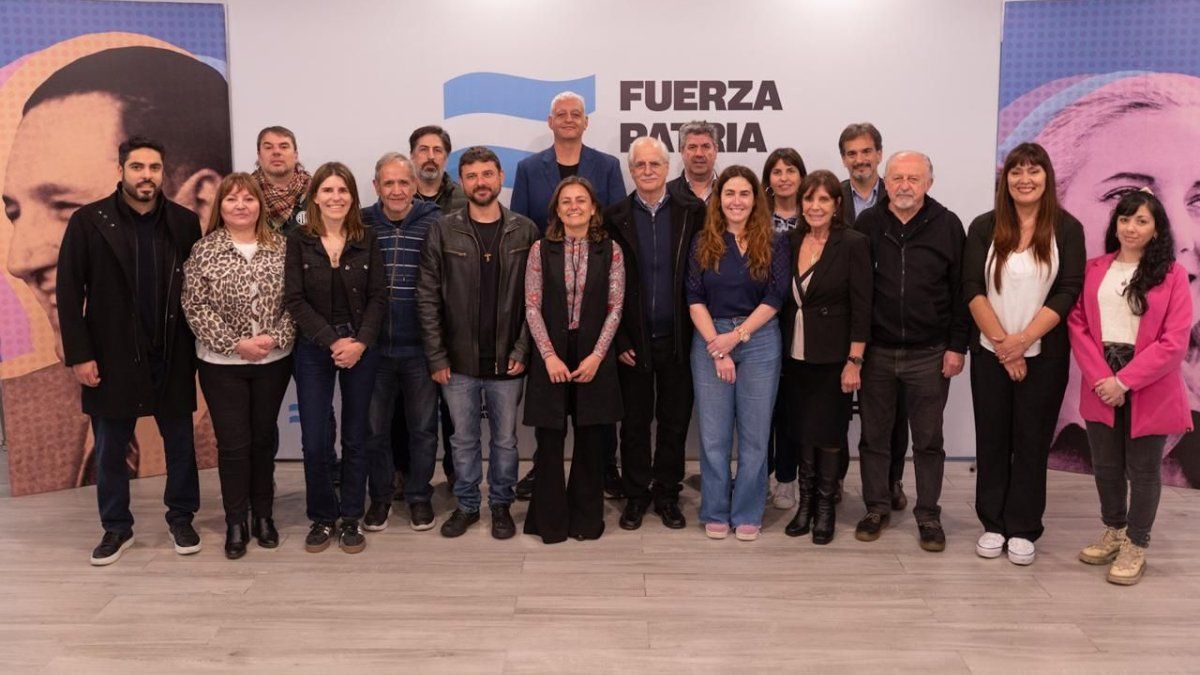 Fuerza Patria acordó los lineamientos generales de la campaña y llamó a frenar el ajuste del gobierno de Javier Milei