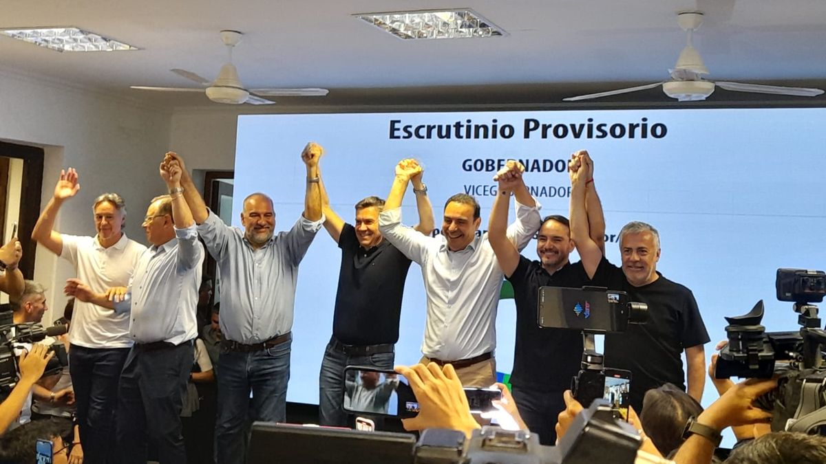 estampida de gobernadores ante fallida estrategia de La Libertad Avanza