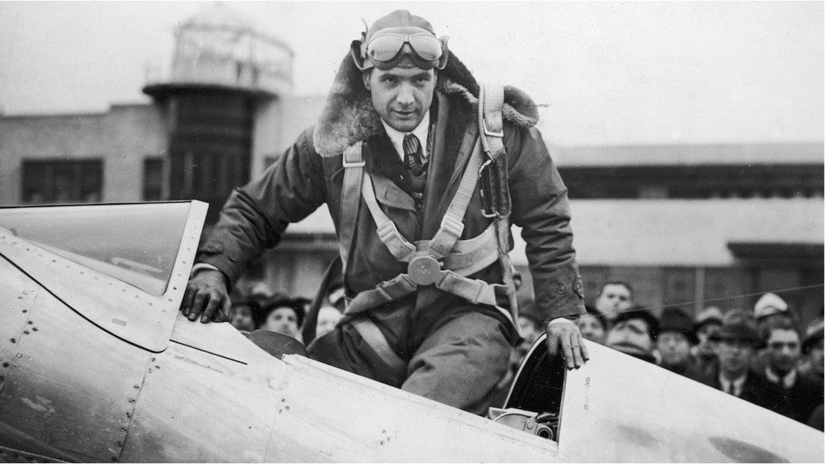 Quién fue Howard Hughes, el hombre más rico del mundo, codiciado por Hollywood y amante de Elizabeth Taylor que murió de la forma más misteriosa