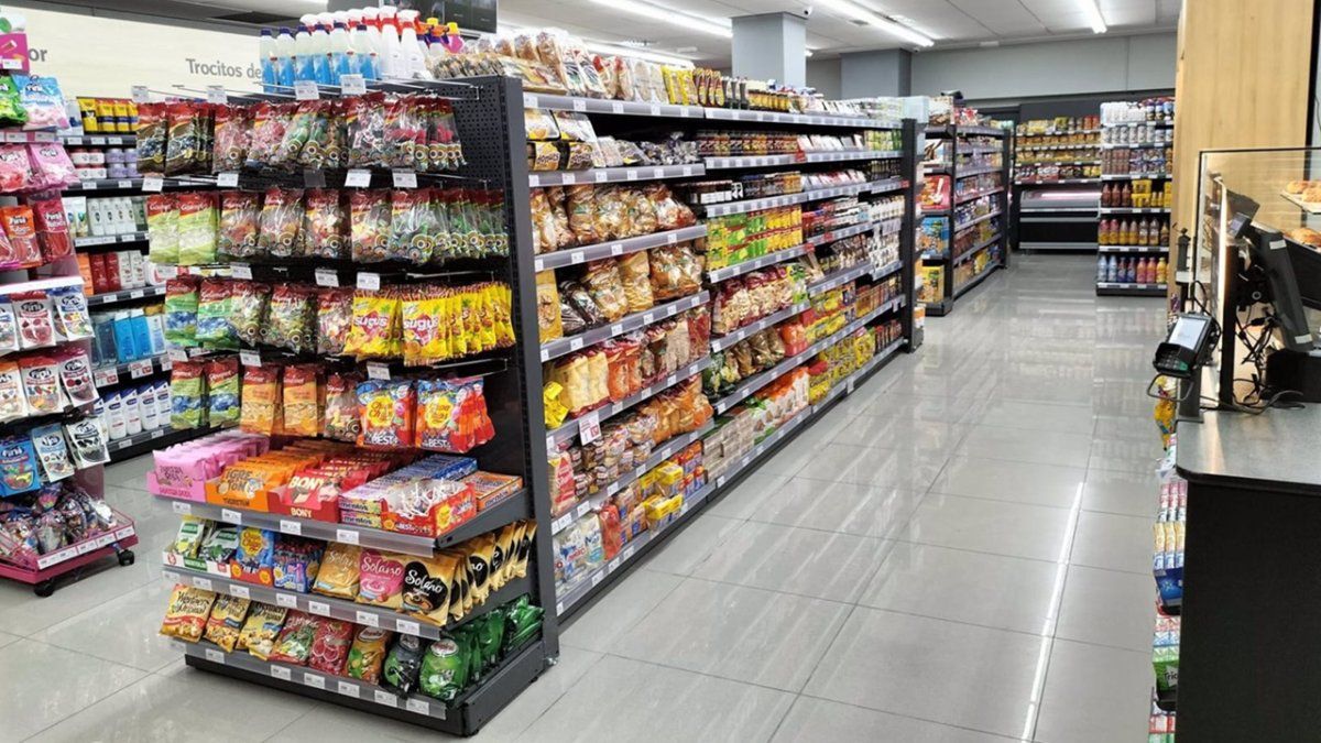 una importante cadena de supermercados se declaró en quiebra