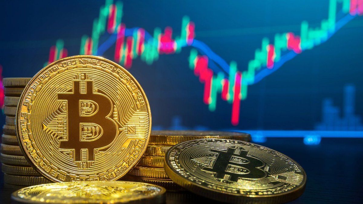 Invirtió 100 dólares en criptomonedas y hoy es uno de los multimillonarios más importantes del ambiente