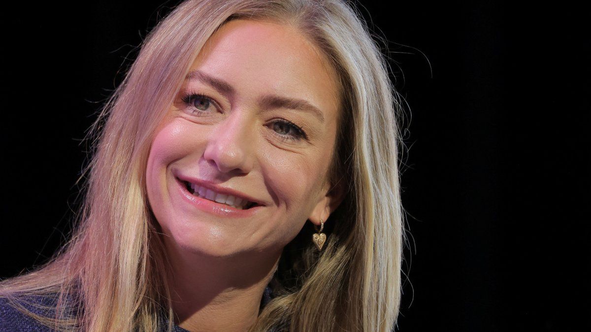 Trabajaba en Tinder y decidió lanzar su propia app de citas donde las mujeres tienen el control: ¿Quien es Whitney Wolfe?