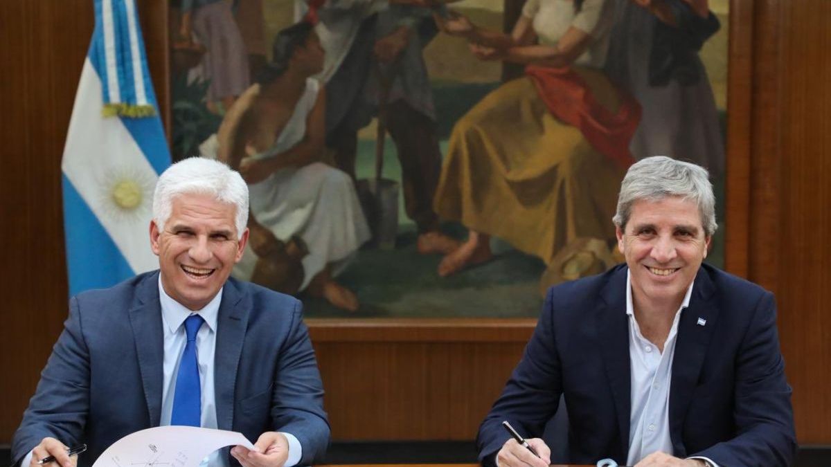 Luis Caputo acordó con el gobernador Claudio Poggi la reactivación de obras en San Luis