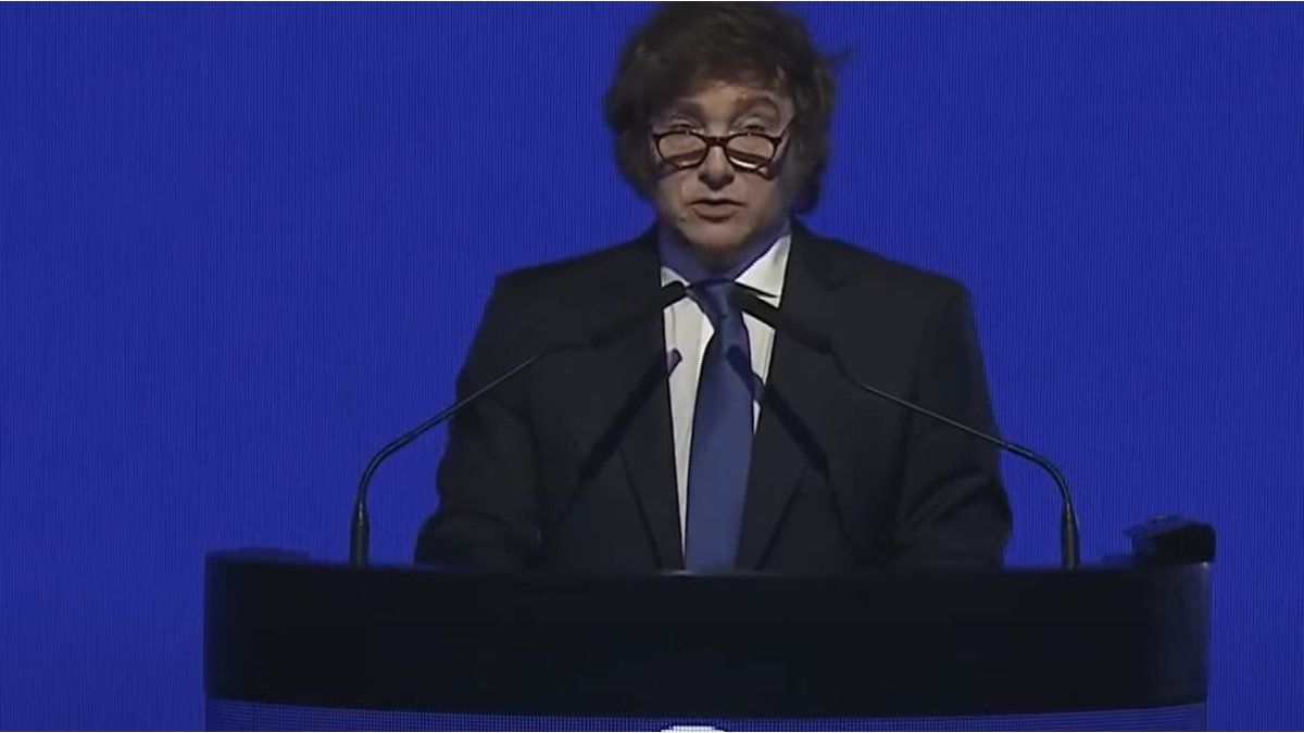 Javier Milei defendió la gestión económica y afirmó que hay que reformar el mercado del trabajo para que contratar sea más accesible