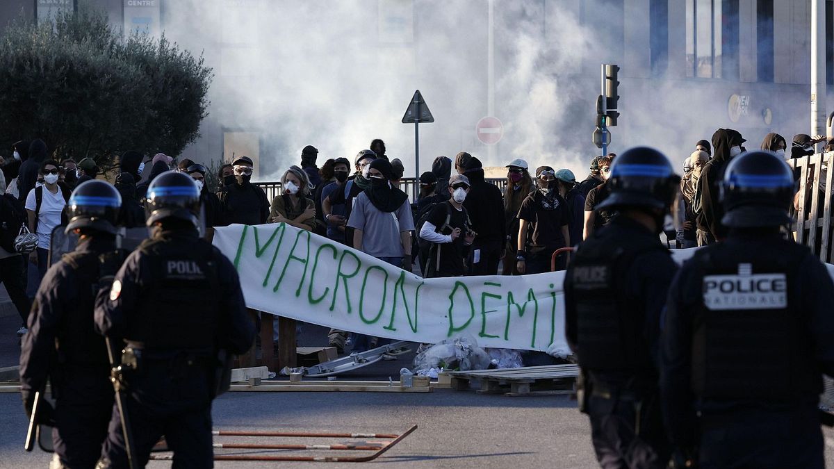 caos en las calles y más de 200 detenidos en rechazo a los ajustes del gobierno