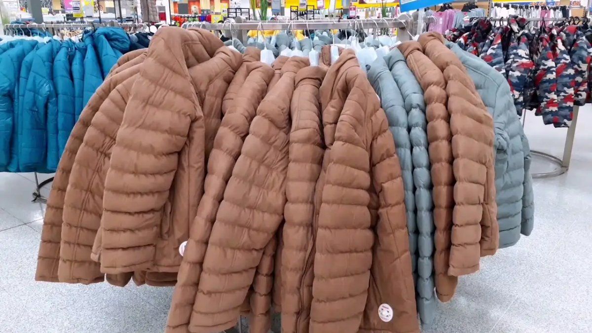Este supermercado argentino está liquidando camperas de invierno por tiempo limitado