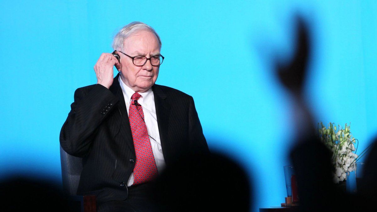 Warren Buffett y las 10 acciones que marcan su estrategia de inversión