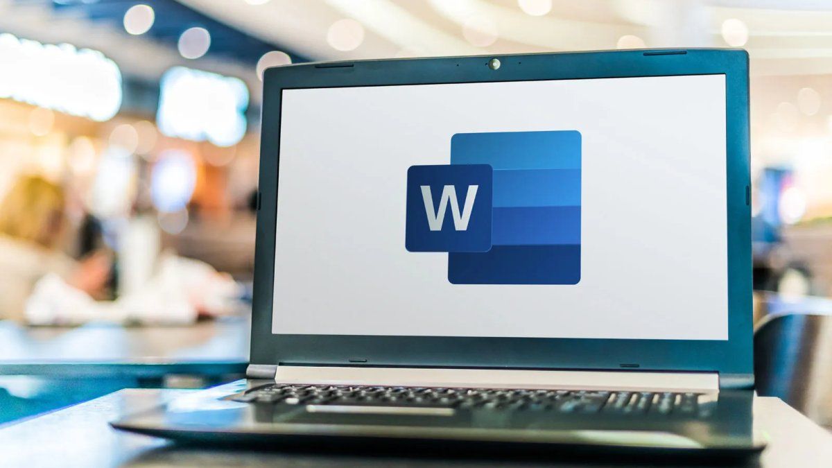 Word integra Inteligencia Artificial para revisiones instantáneas