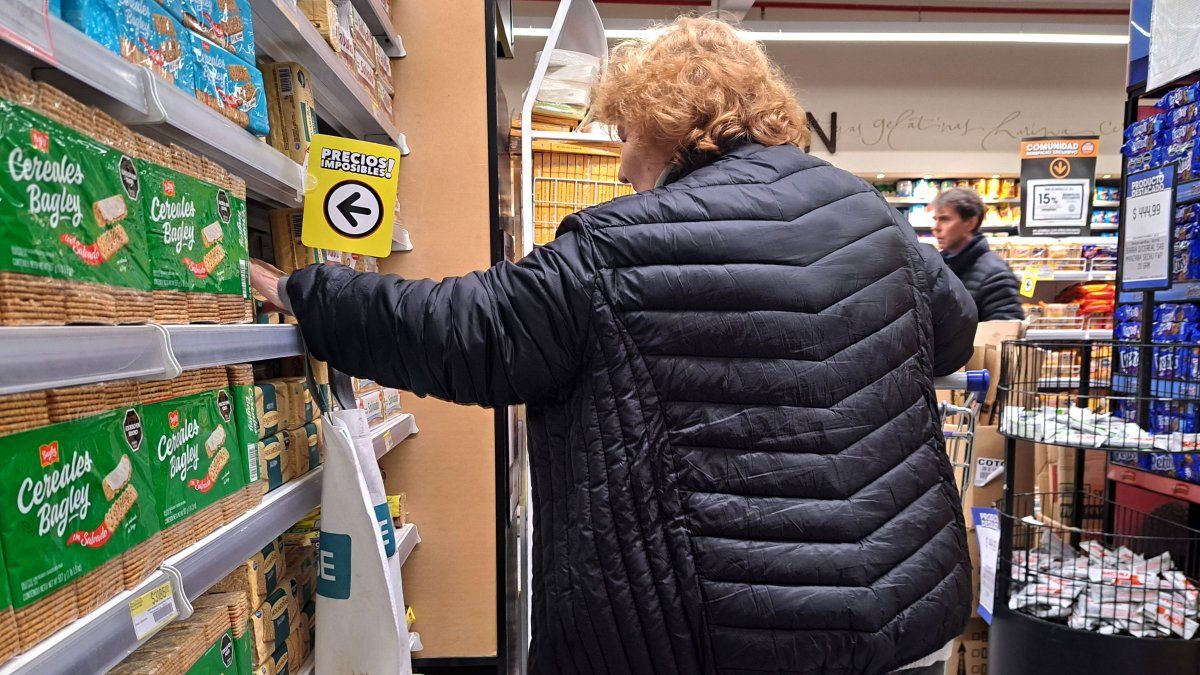 amplían plan de descuentos en supermercados y farmacias en acuerdo con bancos y billeteras digitales