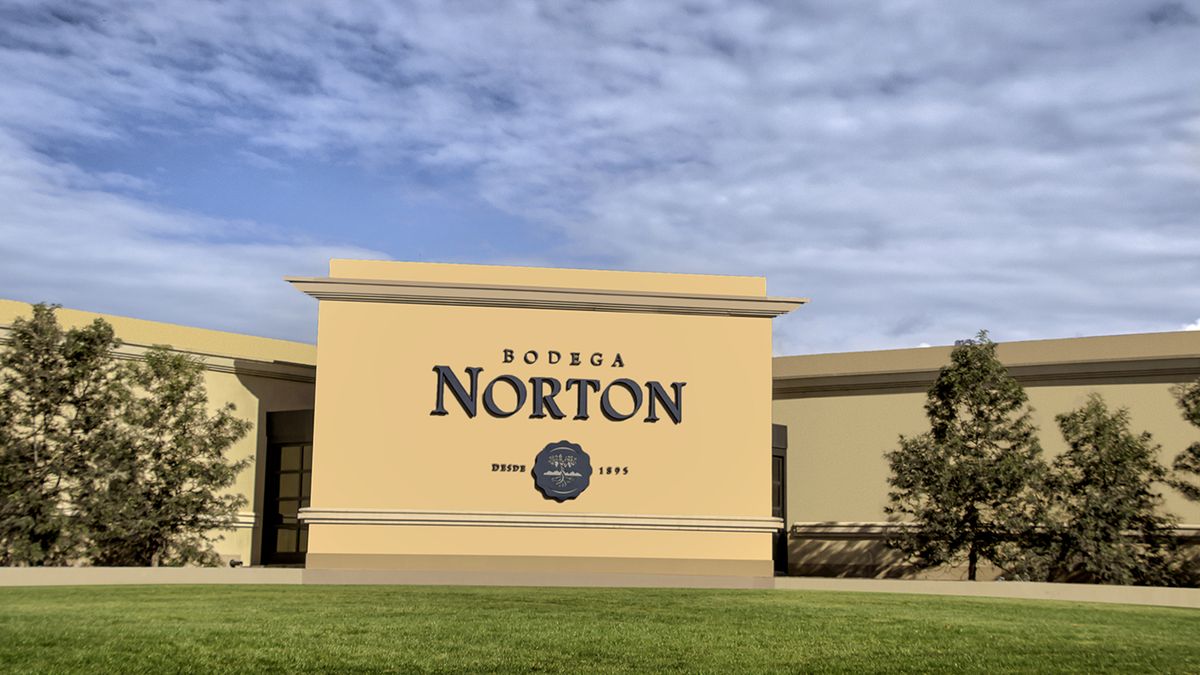 cheques rechazados y deuda millonaria ponen en jaque a Bodega Norton