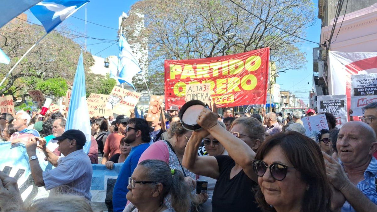 hay al menos cuatro detenidos
