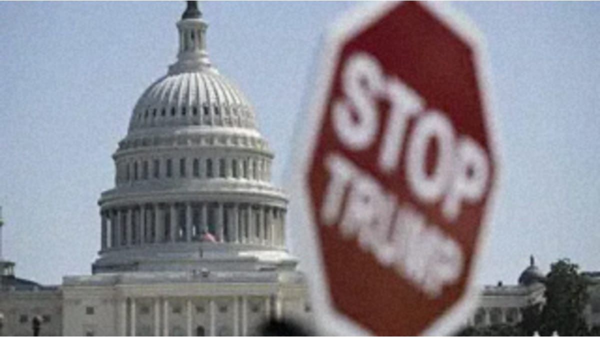 EEUU entra en "cierre" del gobierno por una puja entre Donald Trump y los demócratas en el Senado