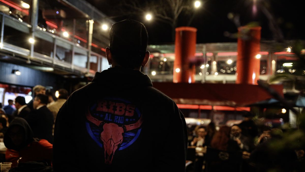 el asado y el ahumado se enfrentan en Costanera Norte