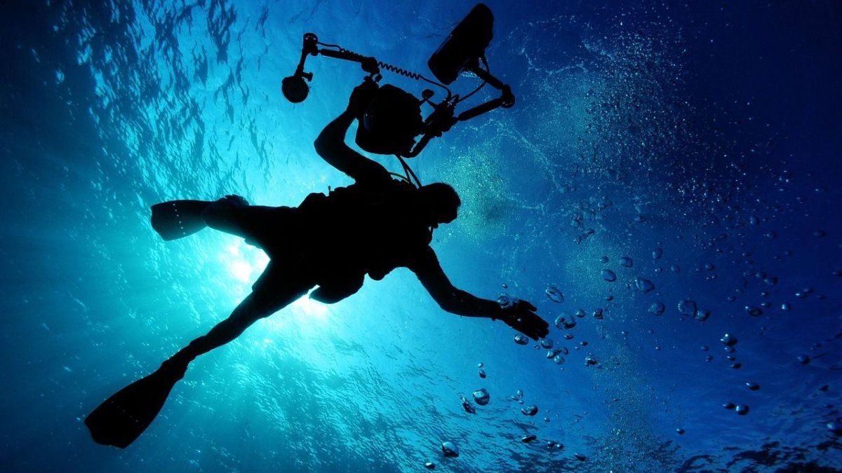 El invento que hará que te muevas en el agua como si fueras un tiburón