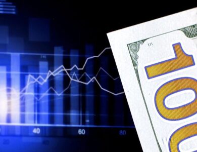 El dólar blue cayó, en sintonía con los financieros, y la brecha con el oficial bajó a mínimos de dos semanas