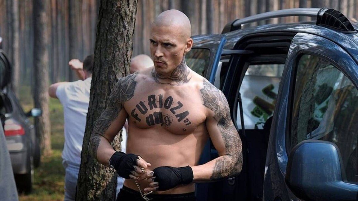 La intensa película de Netflix sobre los hooligans del fútbol polaco: violencia que invade la plataforma