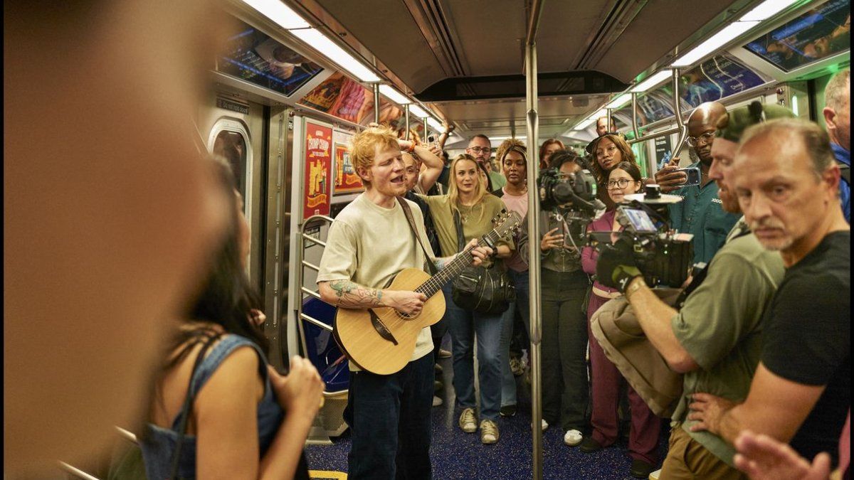 el músico se une al director de Adolescencia para una experiencia única en Netflix