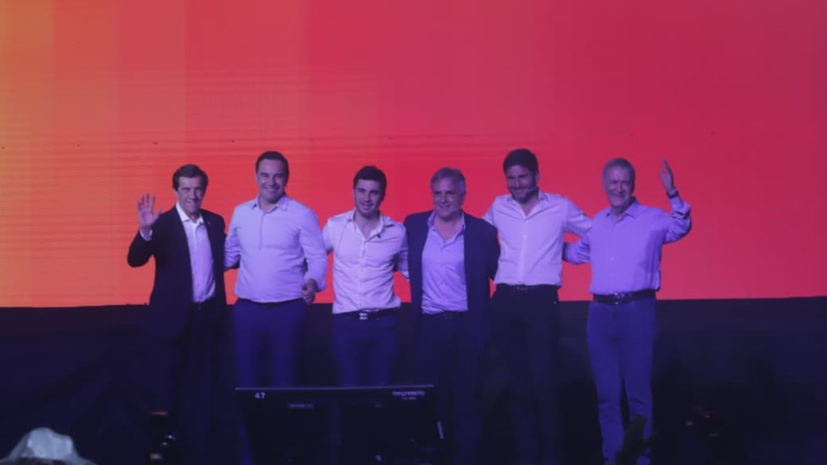 Los gobernadores de Provincias Unidas hablaron del fracaso de Javier Milei pero le abren la puerta a discutir más reformas