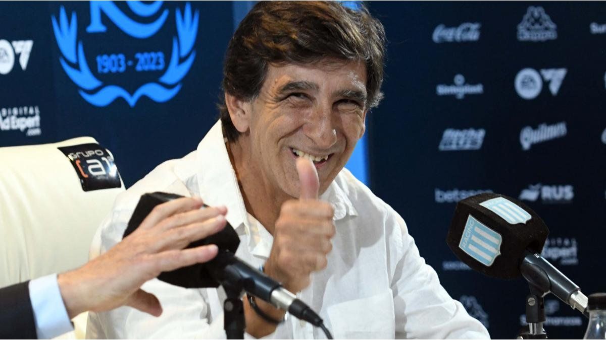 Gustavo Costas convocó a los hinchas para despedir al plantel antes de la semifinal ante Flamengo