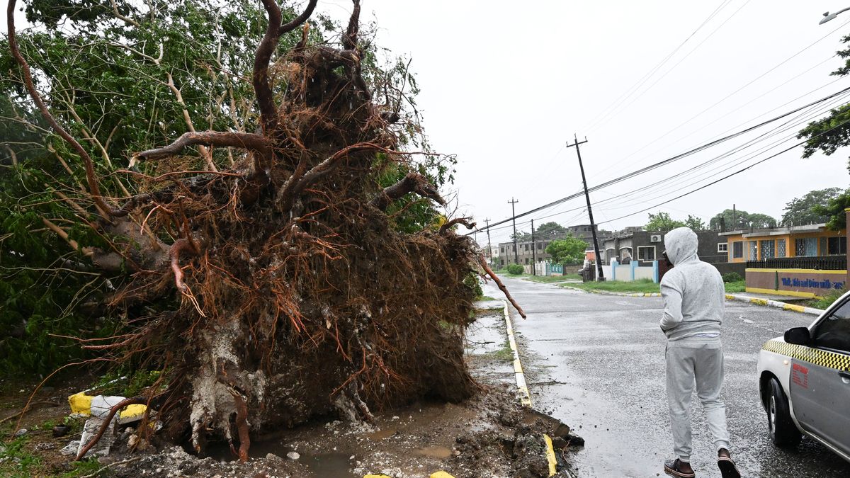 Las devastadoras imágenes del paso del huracán Melissa por Jamaica