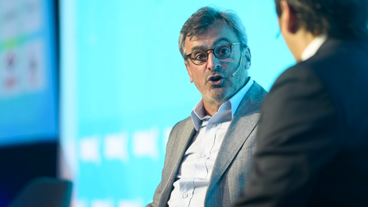 Industriales advierten que la caída de la actividad y las altas tasas complican la transición económica