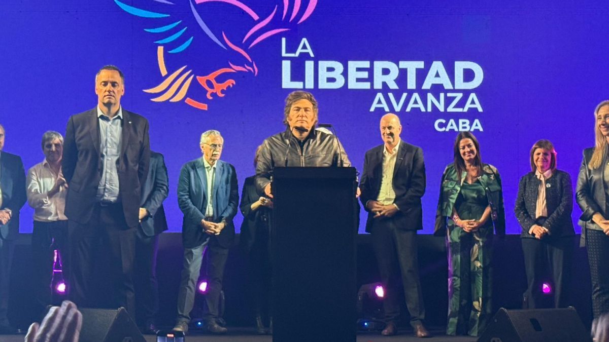 Javier Milei cerrará la campaña en Rosario junto a su Gabinete y candidatos de todo el país