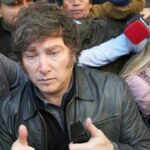 Javier Milei le pondrá el cuerpo a la campaña en Santiago y en Tucumán
