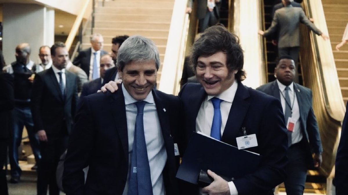 Javier Milei celebró el salvataje de EEUU, destacó la gestión de Luis Caputo y les agradeció a Donald Trump y Scott Bessent