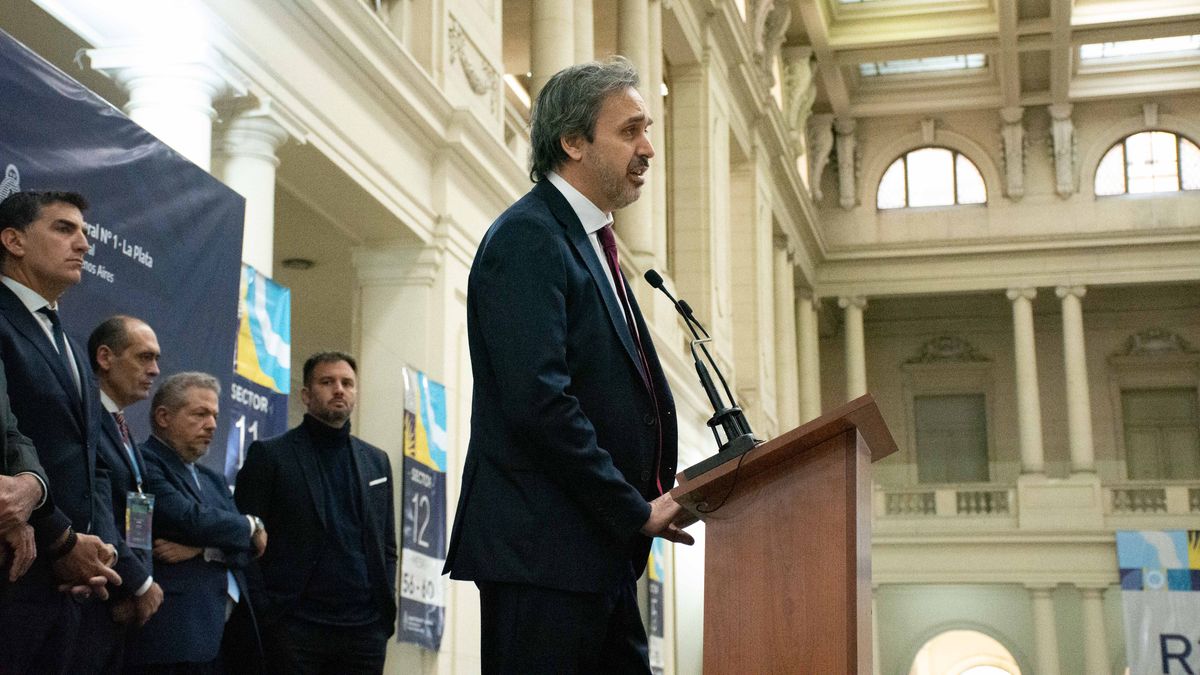 La Junta Electoral convocó a una audiencia por el pedido de La Libertad Avanza de reimprimir las boletas electorales en Buenos Aires